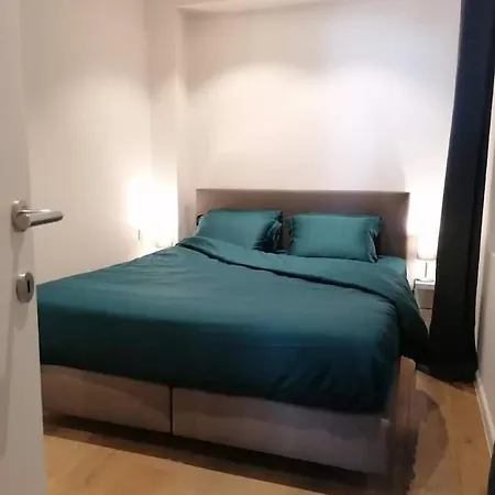 Apartment Leon-rens, Op 1 Minuut Het